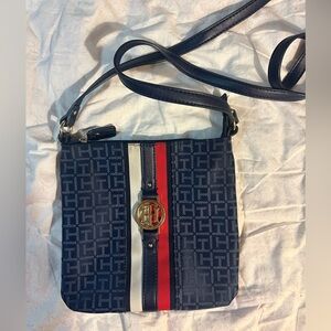 Tommy Hilfiger crossbody purse